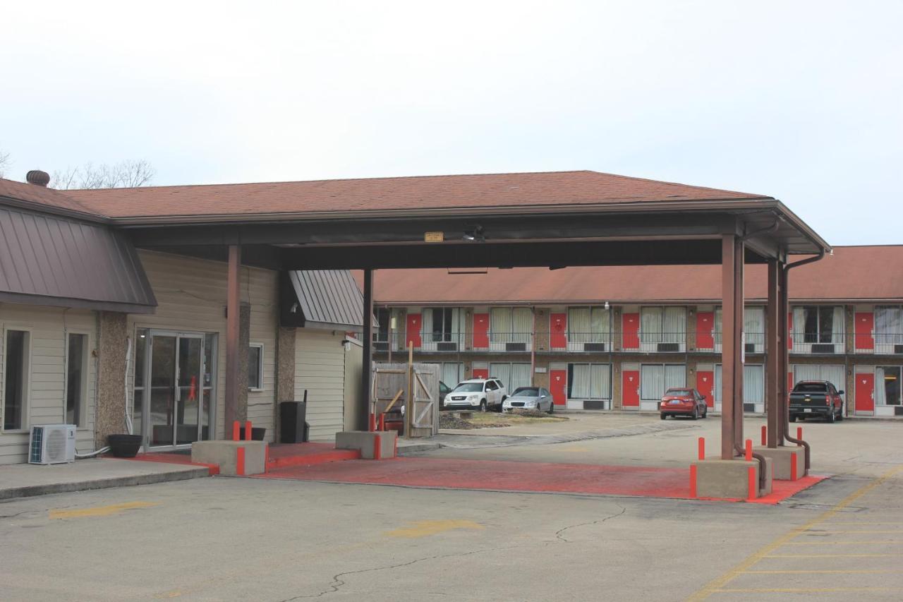 Red Carpet Inn - Louisville Exteriér fotografie