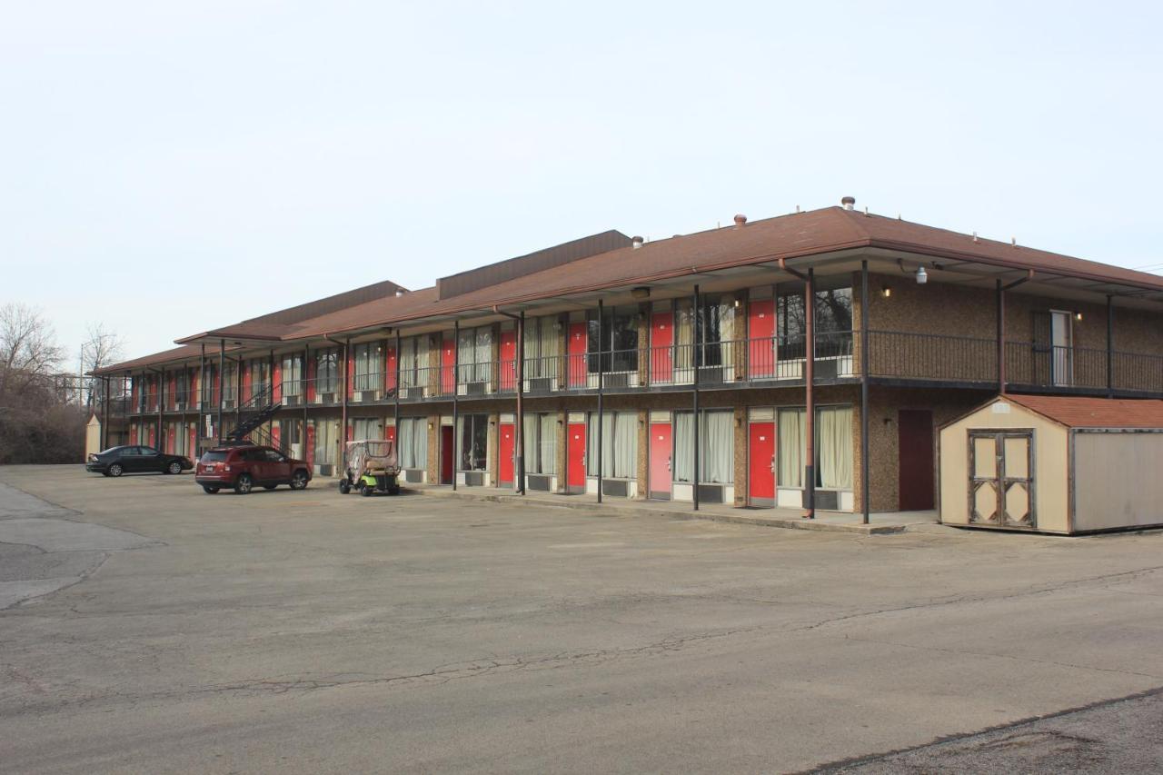 Red Carpet Inn - Louisville Exteriér fotografie