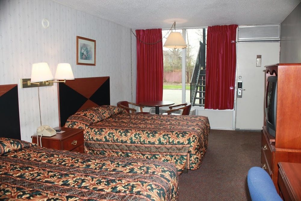 Red Carpet Inn - Louisville Exteriér fotografie