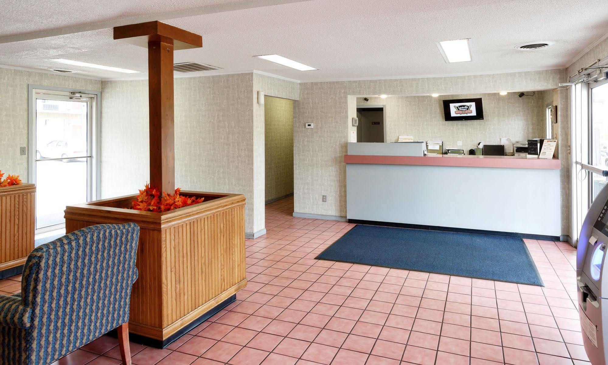 Red Carpet Inn - Louisville Exteriér fotografie